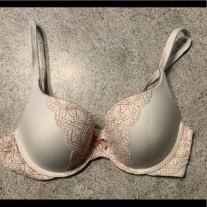 Padded Victoria’s Secret bra